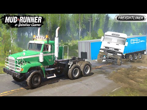 Spintires: MudRunner - FREIGHTLINER M916A1 Pulls a Iveco Truck out of a Road Collapse